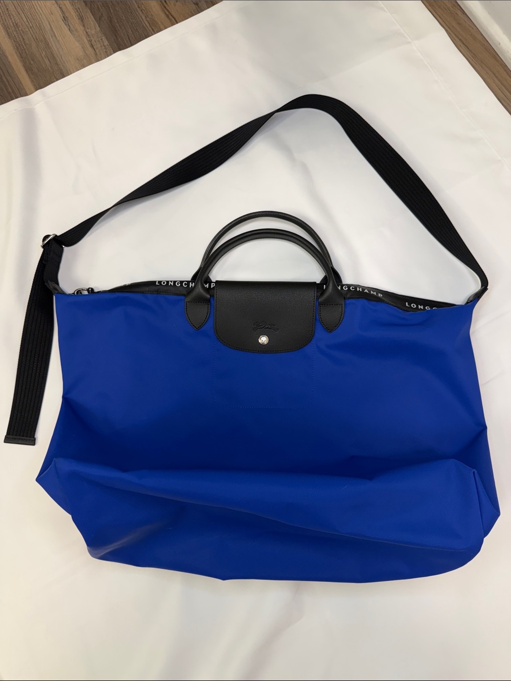 LONGCHAMP UNISEX TOTE IN ROYAL BLUE WITH BLACK TRIM!